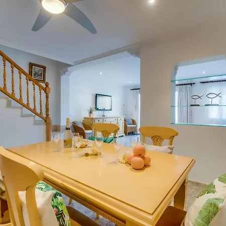 Can Picafort Holiday Sleeps 5 With Wifi